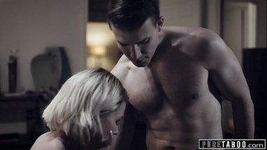 Stepmom helped injured son pleasure himself hot sex video